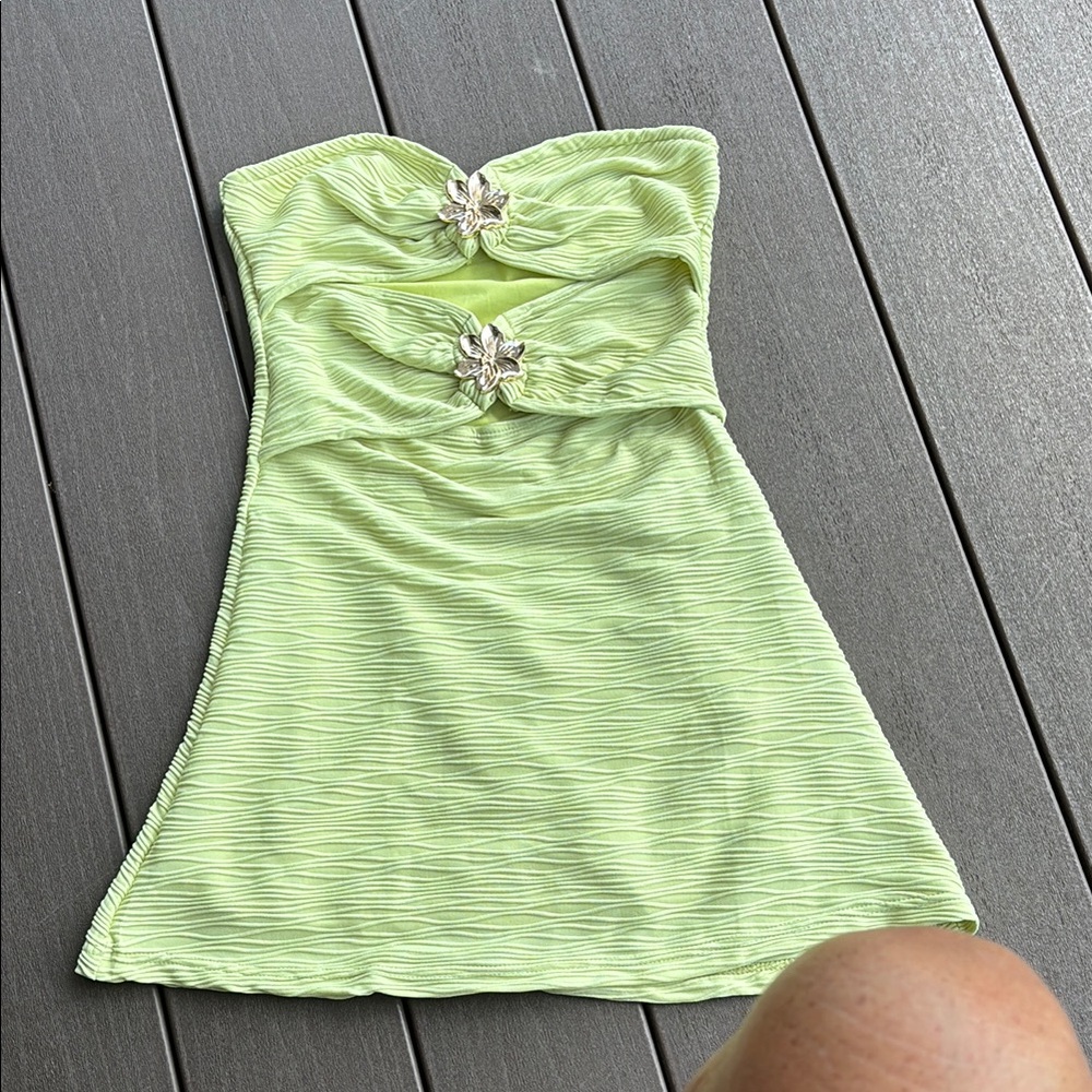 Strapless Light Green Dress with Floral Accents New cut outs on top area